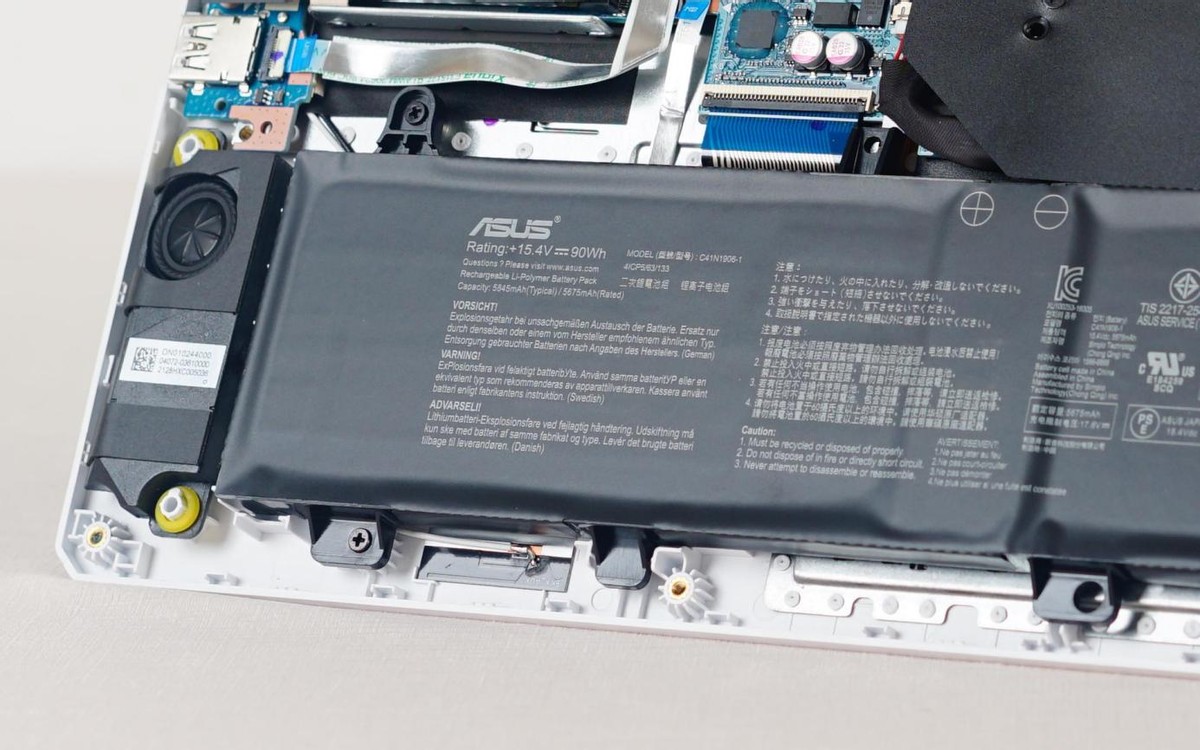 性能怪兽，5900HX+RTX3070，2.5K屏幕，华硕进阶版天选2笔电测评