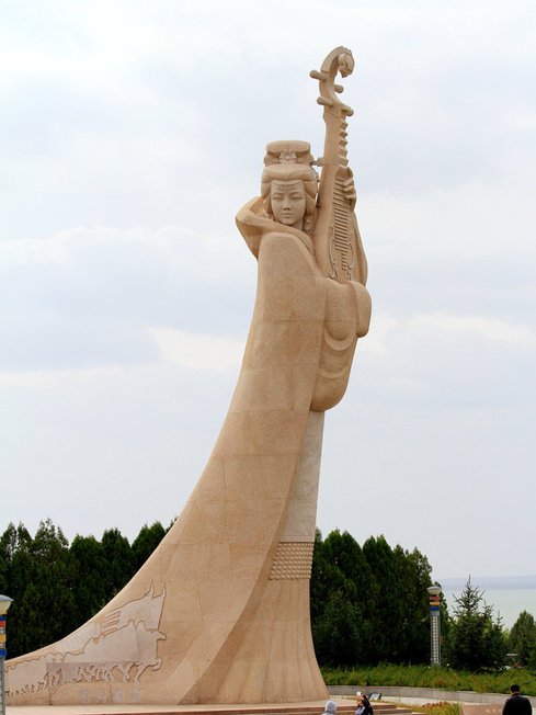 昭君诗词大全100首,最美昭君诗