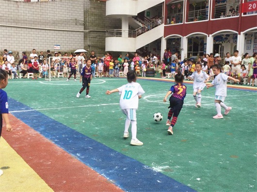 足球特点幼儿园有哪些活动,世界足球日活动幼儿园