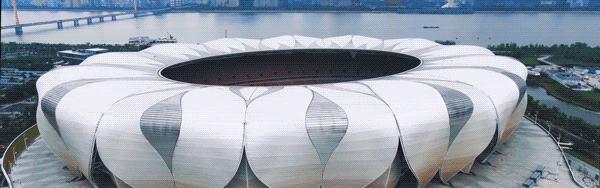 吉利汽车暖春焕新季,吉利小型suv国六排放车