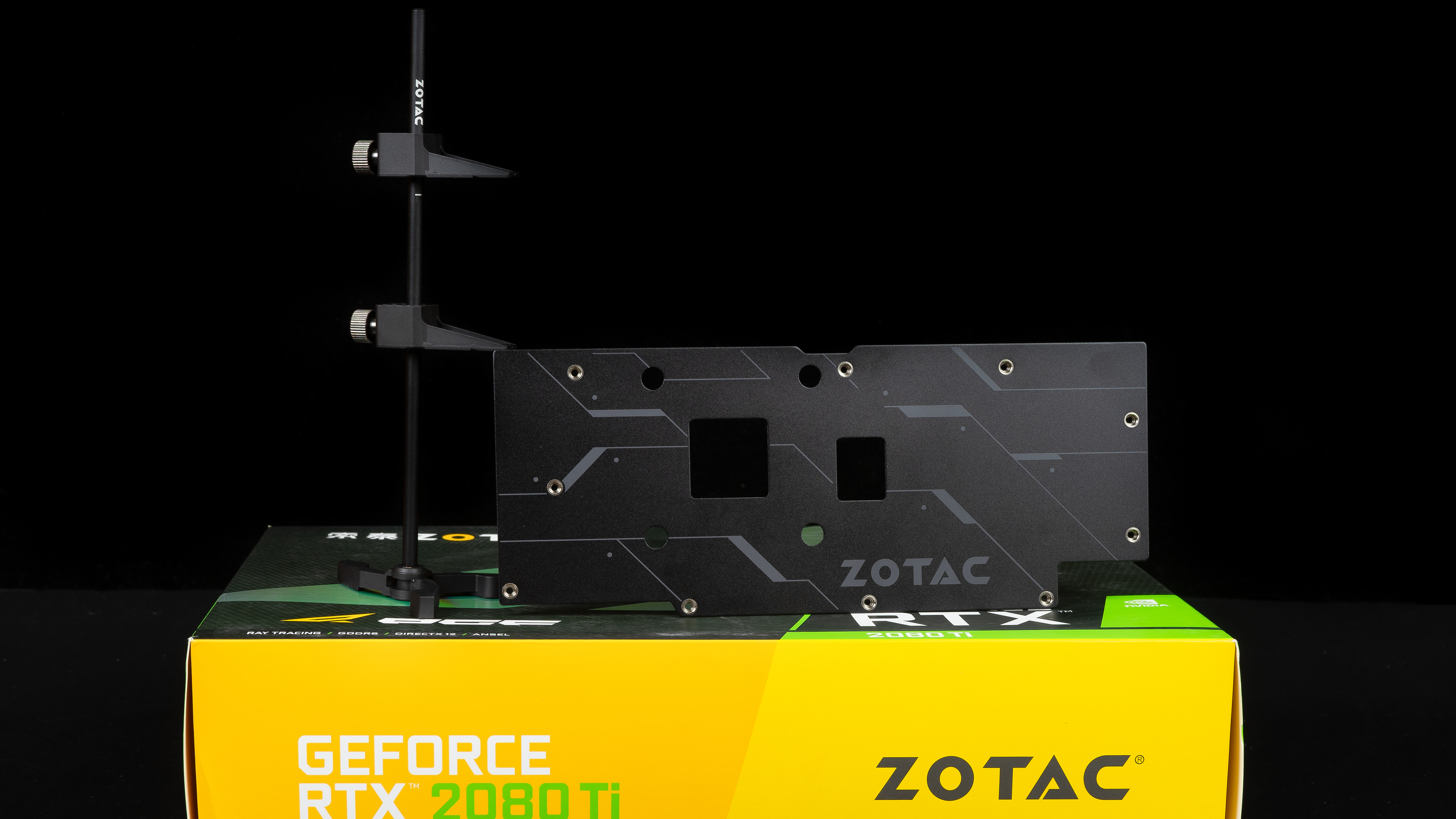 i9-10900k对比i710700k,i9-10900k有苹果处理器强吗