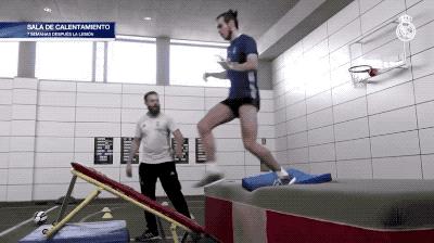 健身如何选动作,足球运动健身动作有哪些