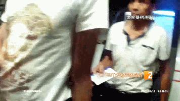 女子自称*迁拆**户，手上十几套房，结果产权证是P的……出事了！受骗租客警方喊你来报案