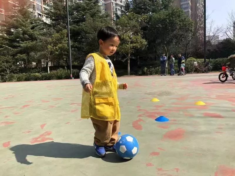 体汇+小小运动员风云榜｜双胞胎姐妹花的足球之旅