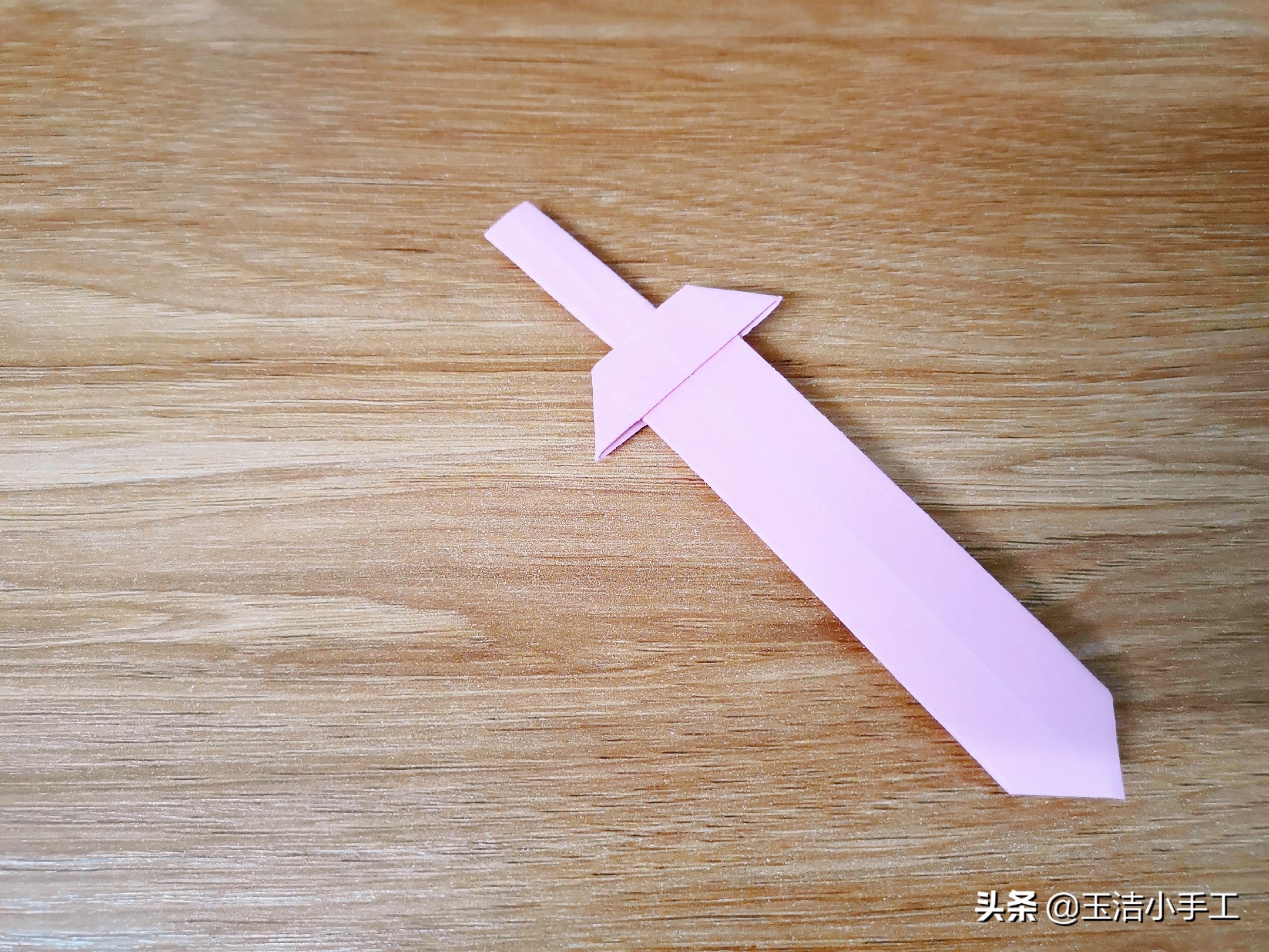 宝剑出鞘谁与争锋完整版,谁与争锋宝剑出鞘