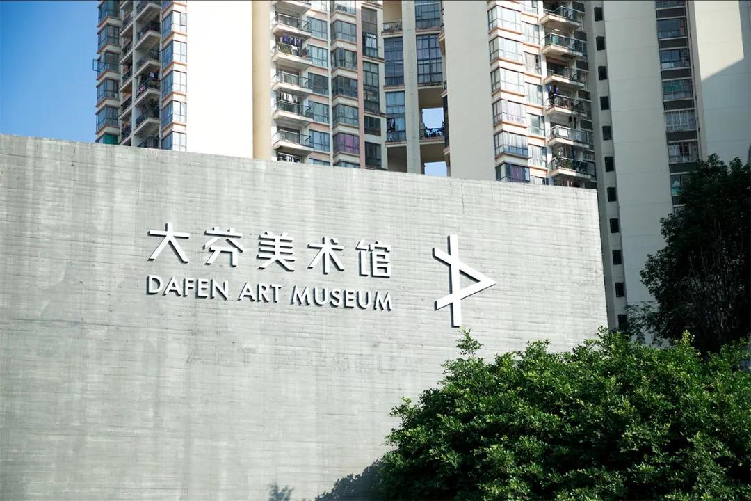 深圳翻身地铁成网红打卡地,深圳网红打卡地点富士康光明小镇