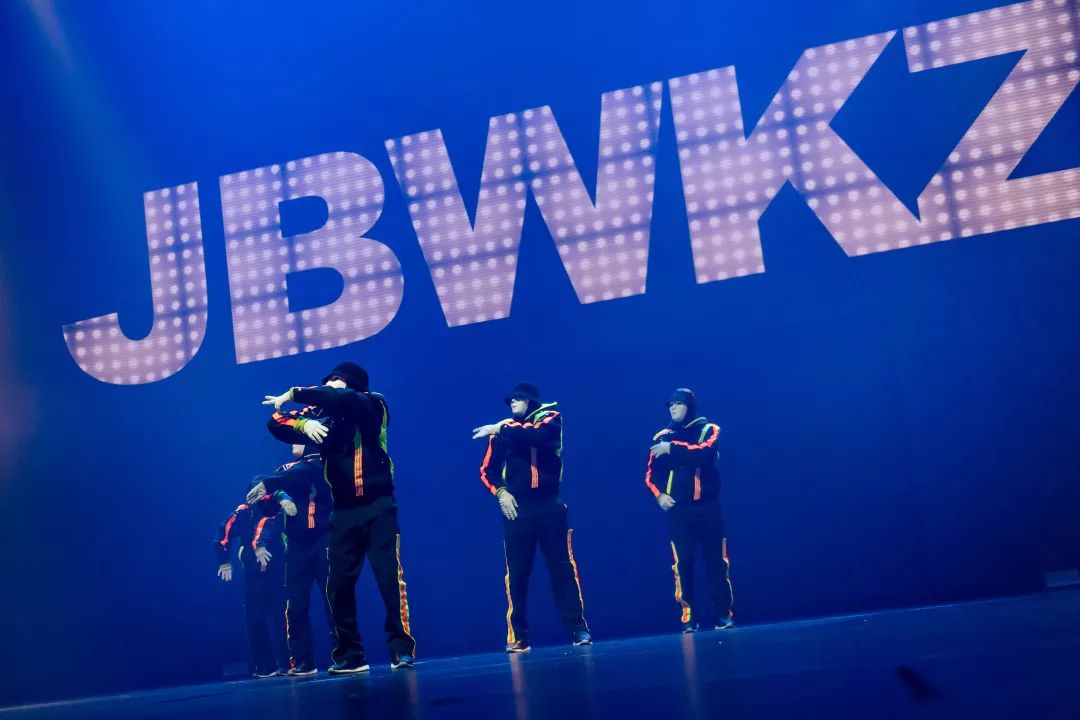 澳门美狮美高梅旅游,澳门美狮美高梅十周年庆祝晚会