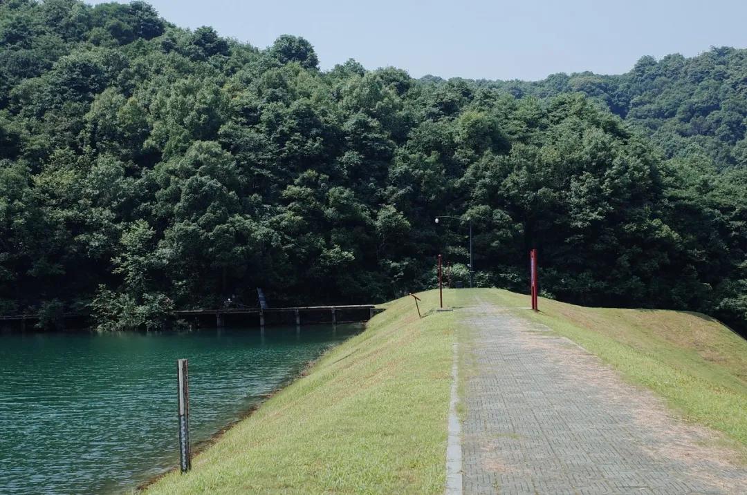 杭州西湖人少景美的地方,杭州人少景美免费景点