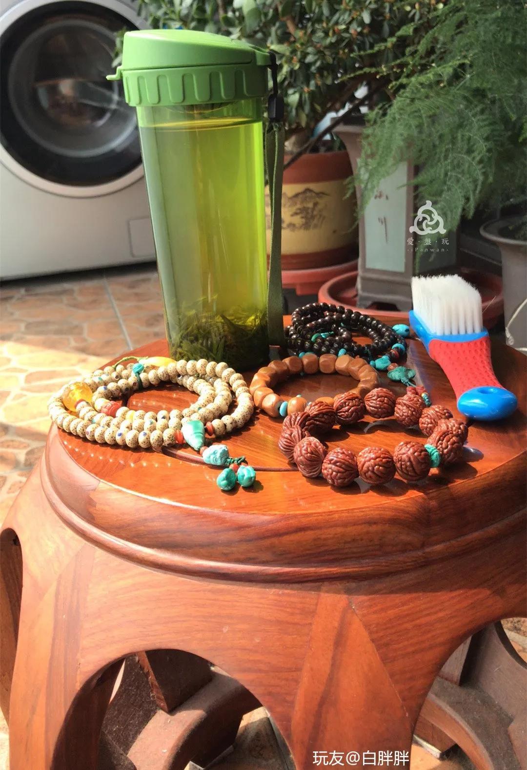 小桃核手串玩半个月什么效果,桃核手串买来怎么玩