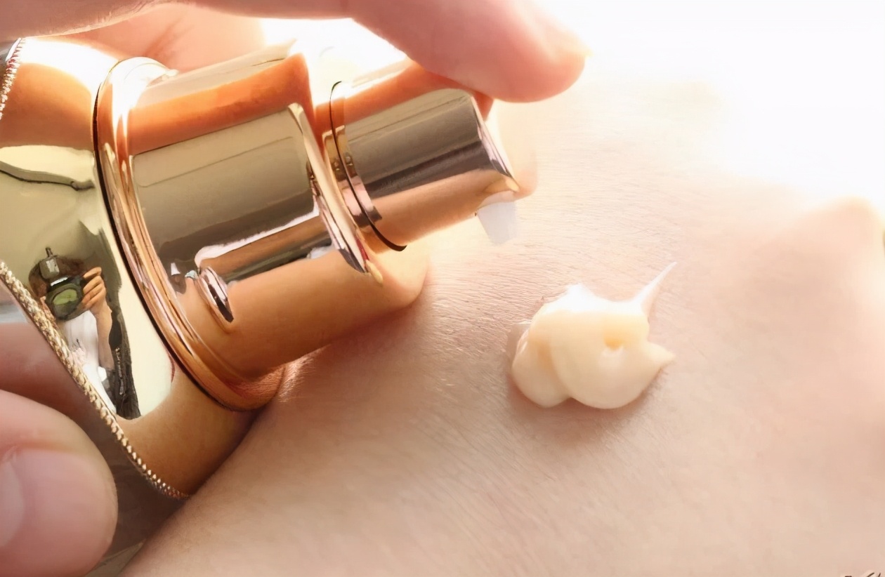 whoo后天气丹精华三件套直播,whoo后天气丹花献美白精华