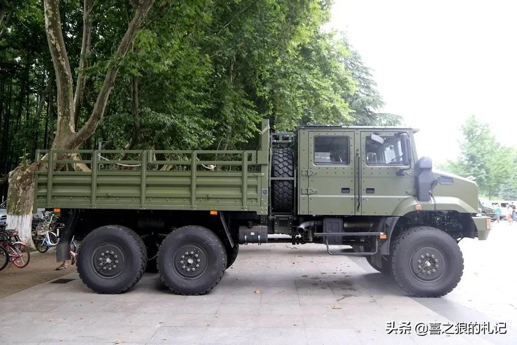 我军轻战车,步兵战车机炮最佳口径