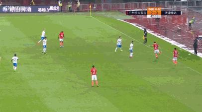 中超-*力暴**鸟爆射被扑后黄油哥再现神作恒大1-0泰达