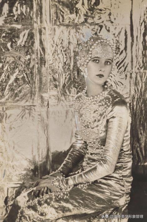 必去100个展览,最想看的三个展