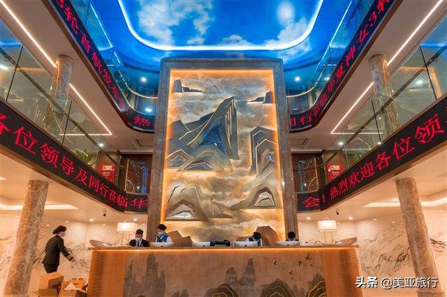 在三峡上移动的星级酒店——三峡游*大轮**盘点（中篇）