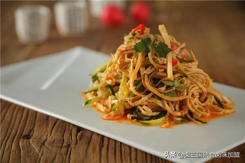 乡镇创业开什么小店最稳,乡镇利润很吓人10个冷门创业