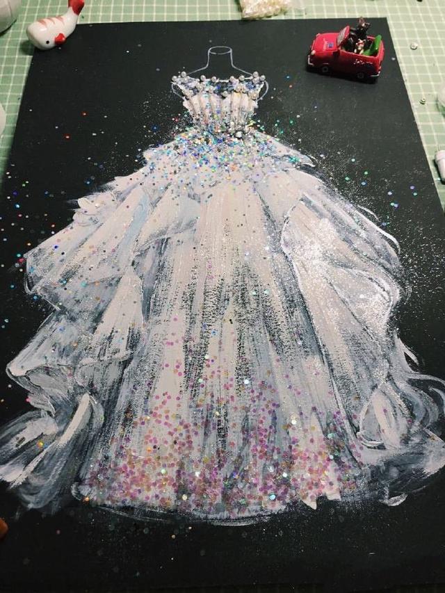 服装设计礼服素描手稿,著名设计师服装设计手稿