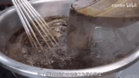 龟苓膏有龟与无龟的差别,龟苓膏居然真的是活龟熬出来的