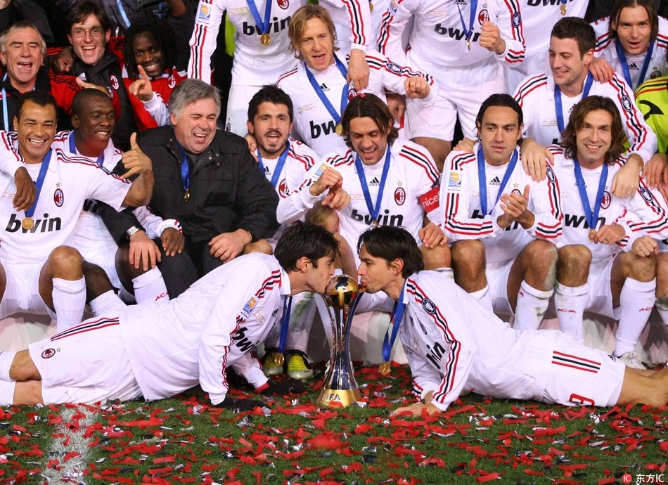 卡卡退役时放的哪首歌,卡卡退役时多少岁