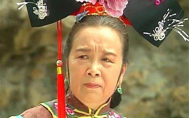 《陈情令》观众入戏太深，师姐推荐小说被骂，演员*绑捆**何时休？