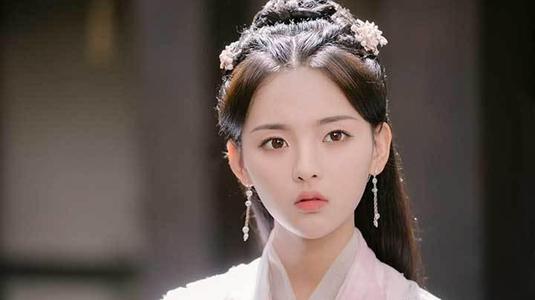 属兔的一线女明星,这四位女明星谁年轻时更漂亮