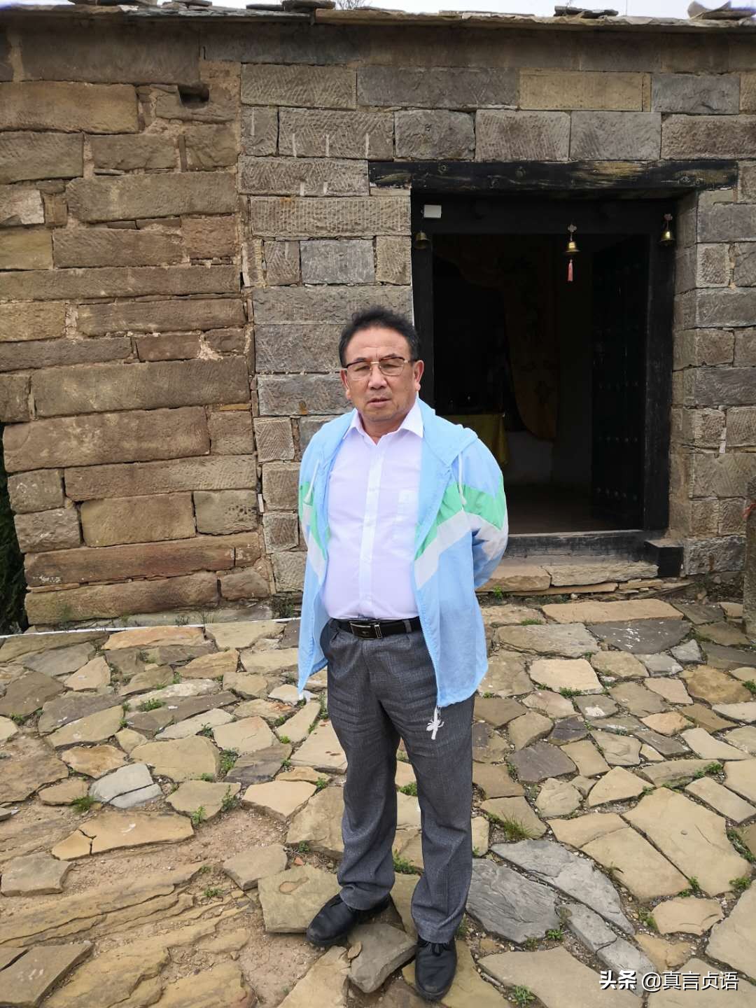 方建华原创诗歌二首：人祖山丨我们也是祖先