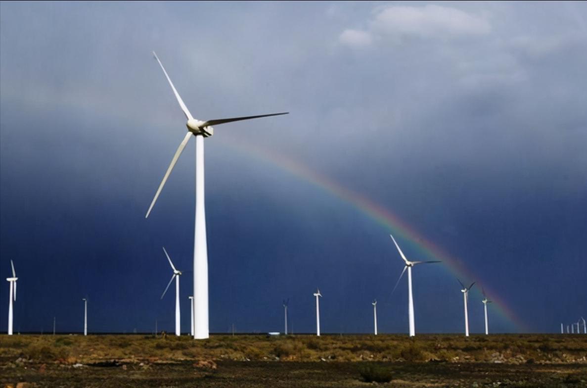 1000kw风力发电机转一圈多少电,60米风力发电机转一圈发多少度电