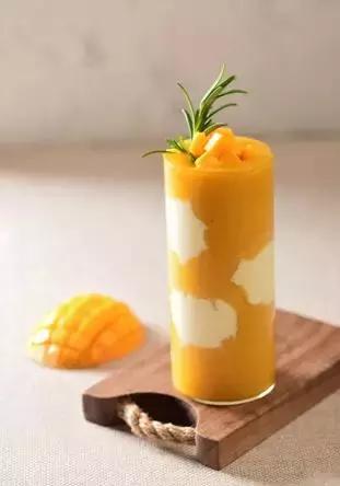 哪种芒果最适合做酸芒果,有芒果可以弄哪些夏天喝的饮品