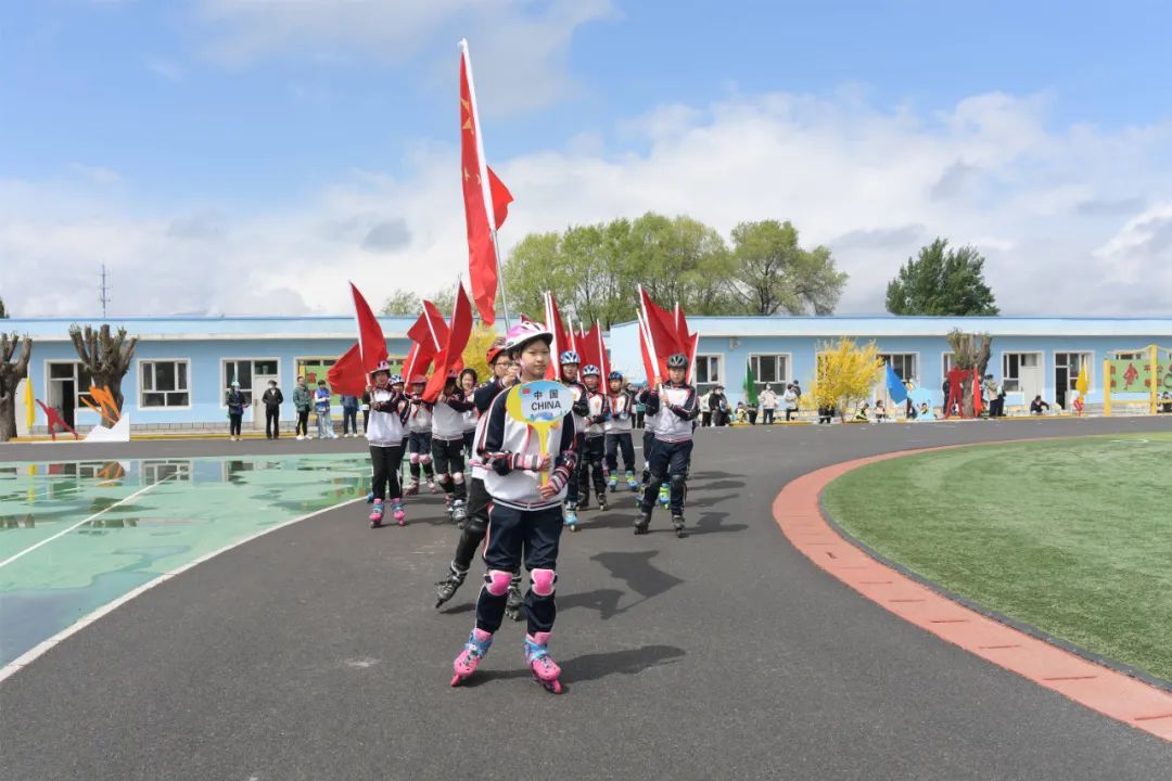 2024运动会会徽和吉祥物,校运会会徽怎么设计火炬