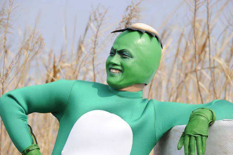 日本演艺界“行走的荷尔蒙”！不仅是帅、人品好，演技还顶级