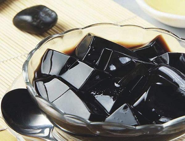 蜡笔小新中的烘焙茶,蜡笔小新喝的是什么配方的牛奶