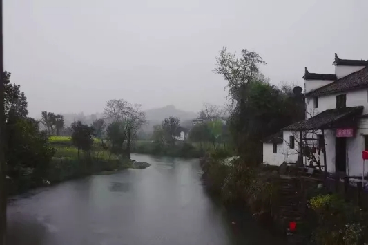 赋词千行，把酒千觥，烟墨流年聊寄仄平中丨薰衣2019诗词集