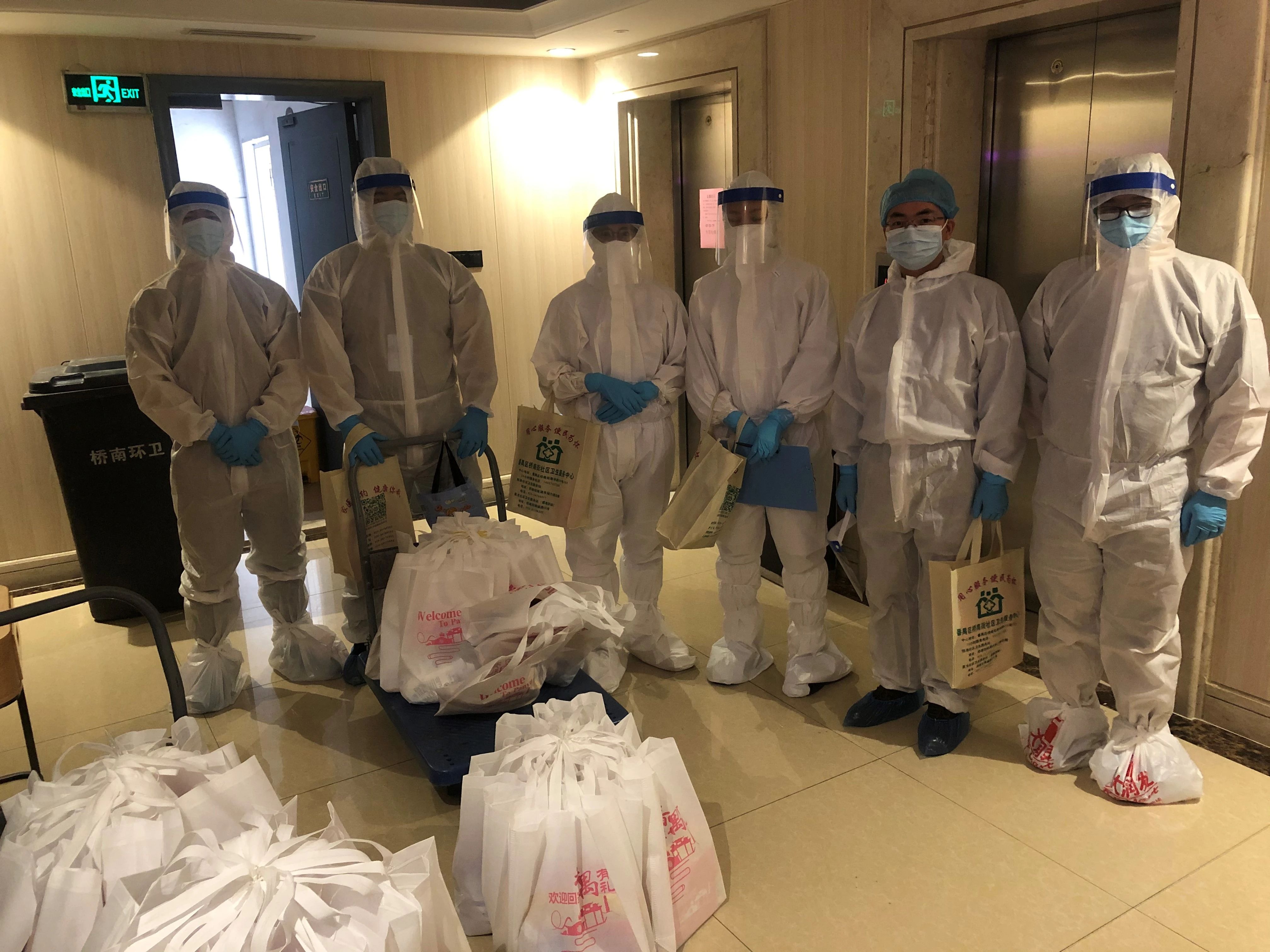 番禺｜“感谢你帮我们克服一个又一个困难！”桥南街定点隔离酒店一线防疫人员收到这样一条信息