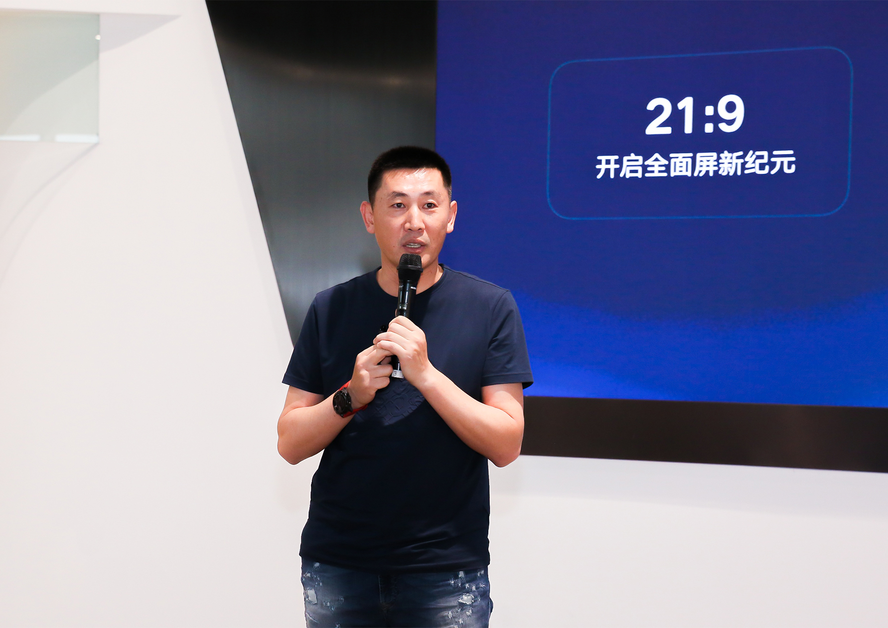 联想z6和摩托罗拉p50,联想z6和摩托罗拉p50怎么选