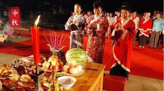 秋分时节的习俗活动及来历,秋分祭月习俗与哪个季节有关