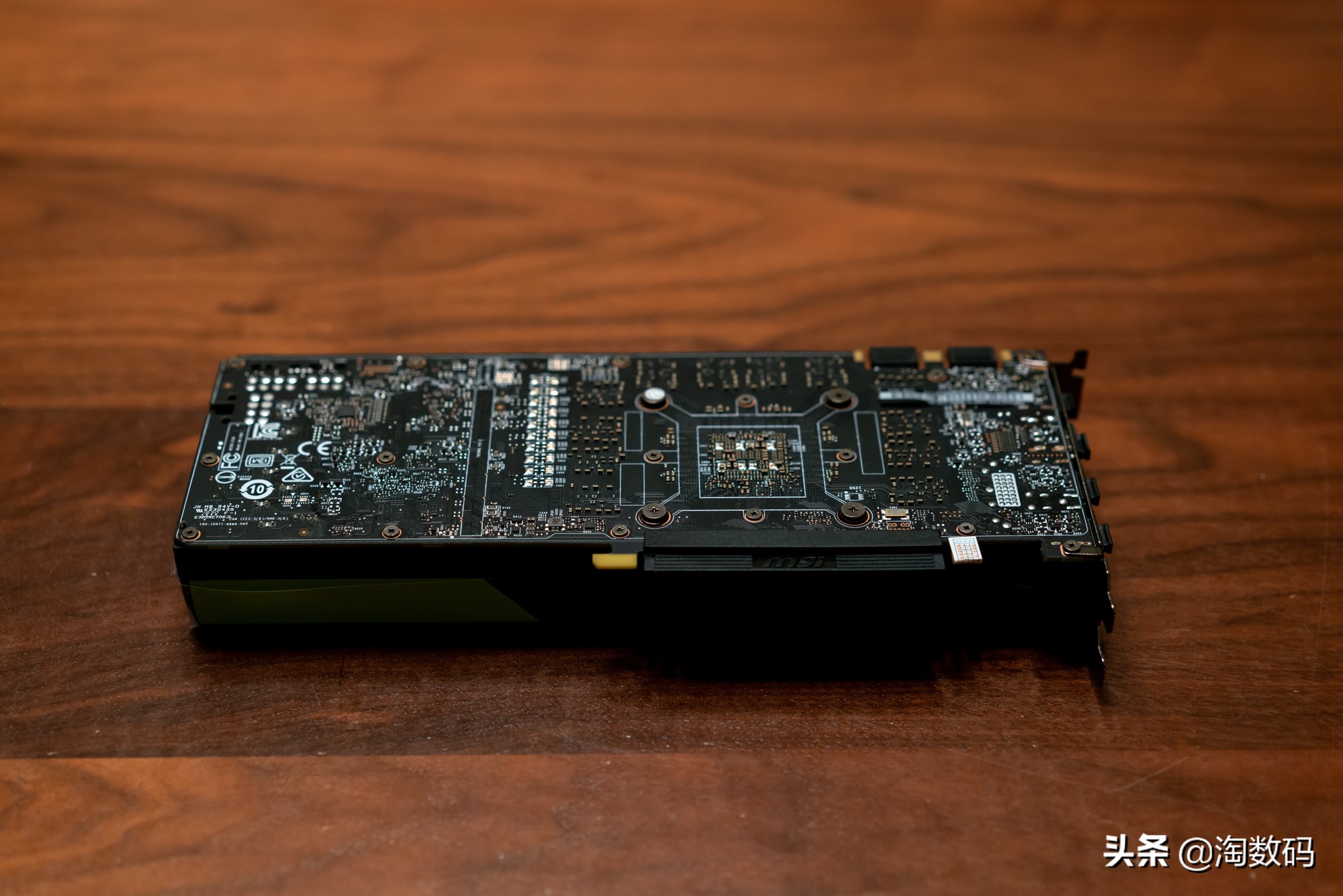 微星gtx1080ti11g涡轮公版显卡怎么样,微星gtx1080tiaero11g跑分