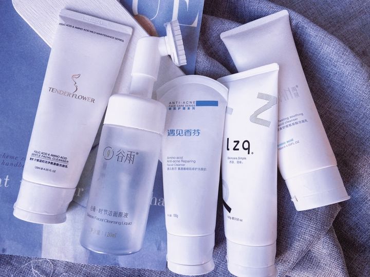 学生党洗面奶推荐平价祛痘,学生党平价氨基酸洗面奶