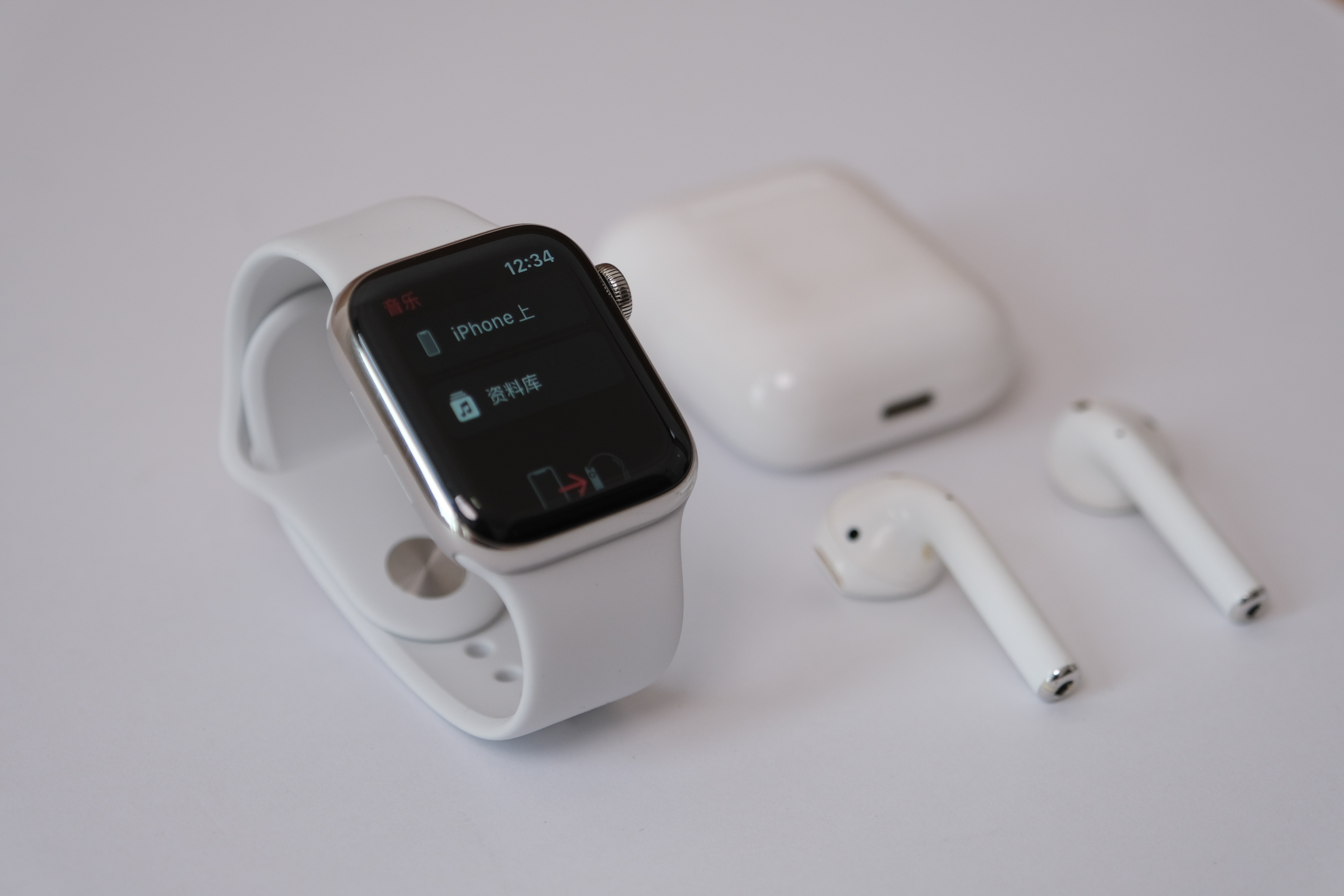 applewatchseries4深度评测,applewatchseries4推荐更新8.6吗