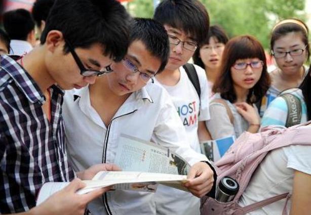 学硕和专硕区别可以自己选择吗,学硕和专硕哪个更值得选择