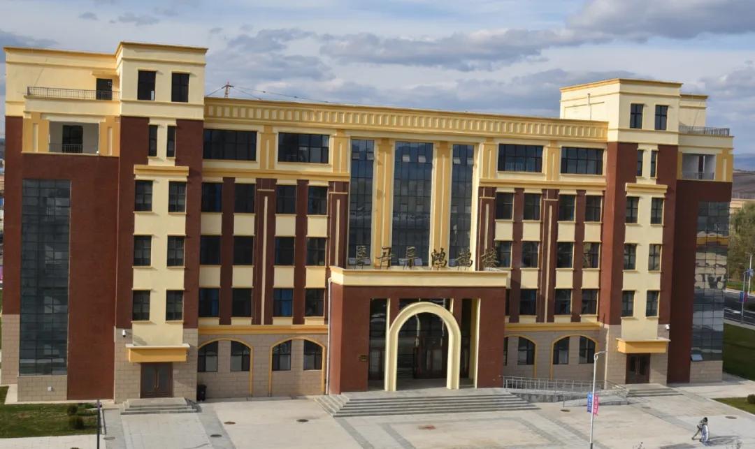 延边大学2020级新生开始报到,延边大学让家长送大一新生进学校