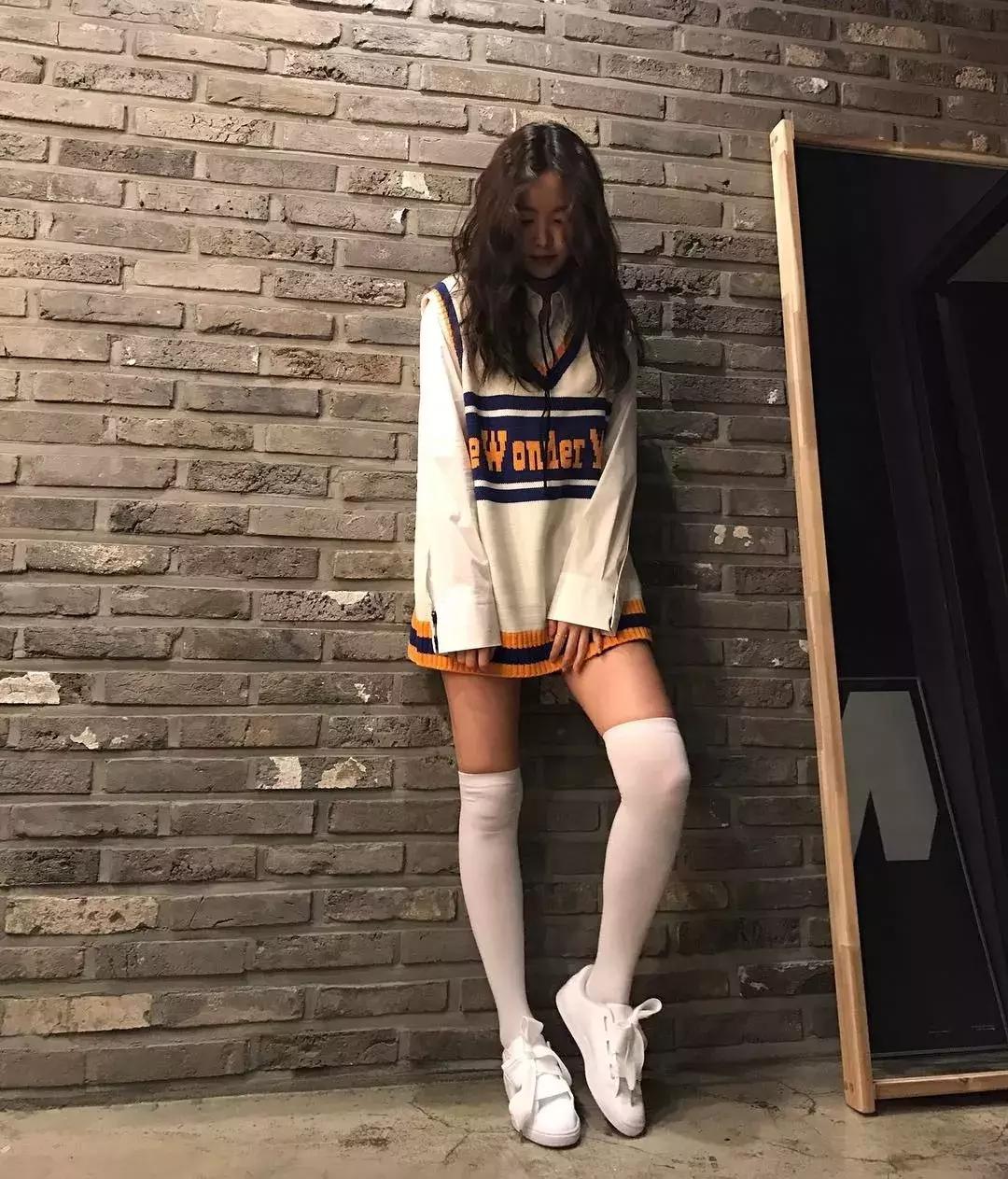 杨紫穿李现的衬衫,杨紫李现蓝卫衣