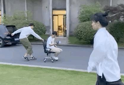 手机稳定器使用方法和技巧图文,手机稳定器用什么模式拍好