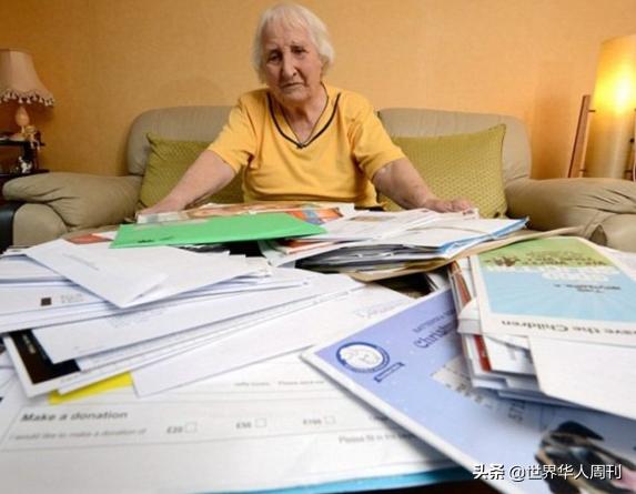 朱之文家门被踹开全部过程,朱之文家门被踹开图片