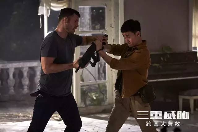 凑齐这四个男人的电影，除了打，就没什么可拍的了