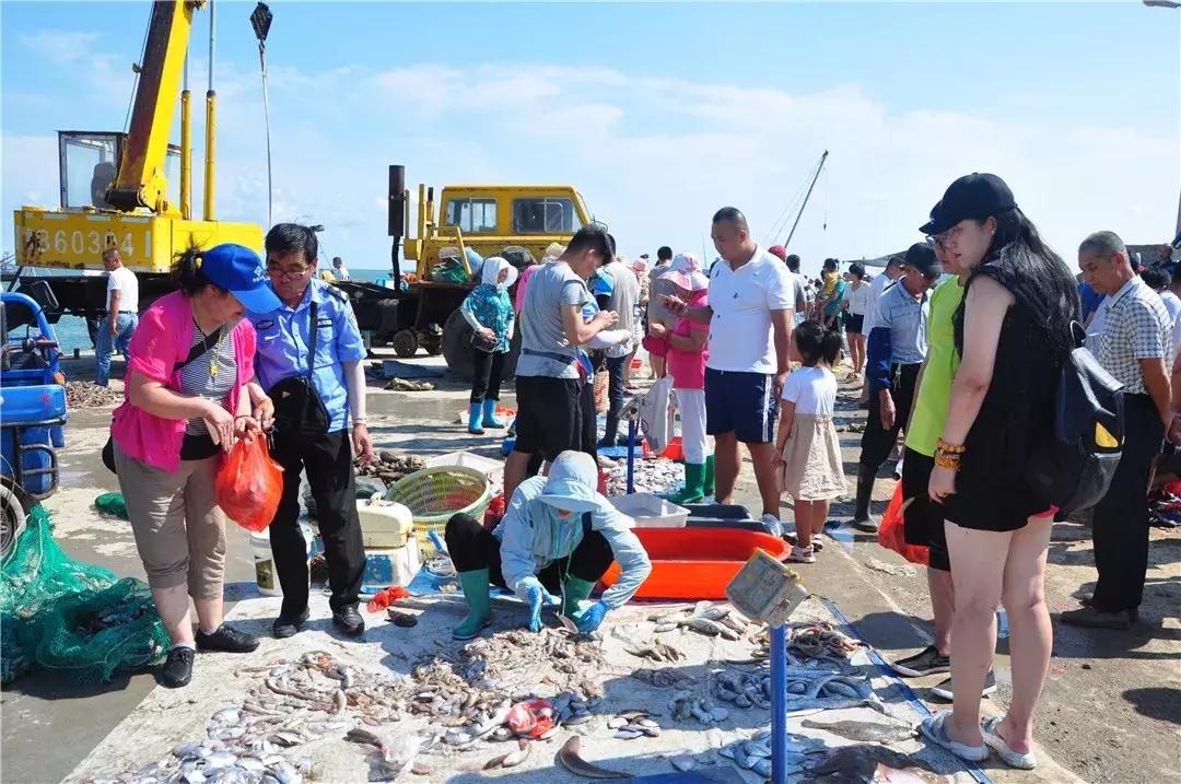 青岛开海了新鲜肥美的海鲜已上市,青岛开海红岛海鲜八大关