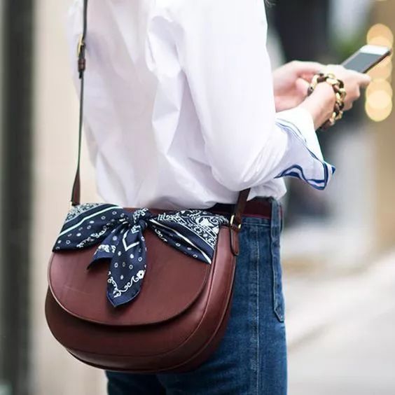 简单又时髦的丝巾系法你学到了吗,十八种丝巾系法教您变美丽