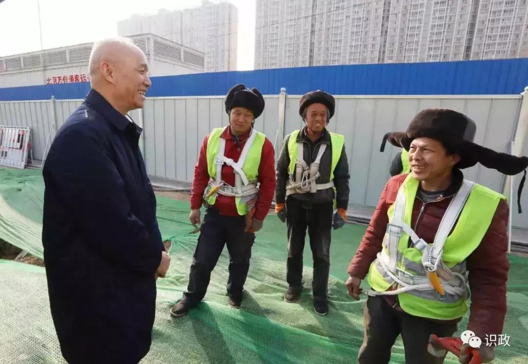 坚持人民至上共创美好生活,坚持人民当家作主坚持为人民服务