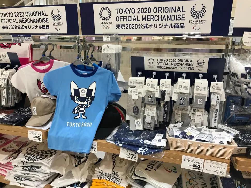 被冠以“素质低”的中国游客，如今成了一些国家最为思念的亲人