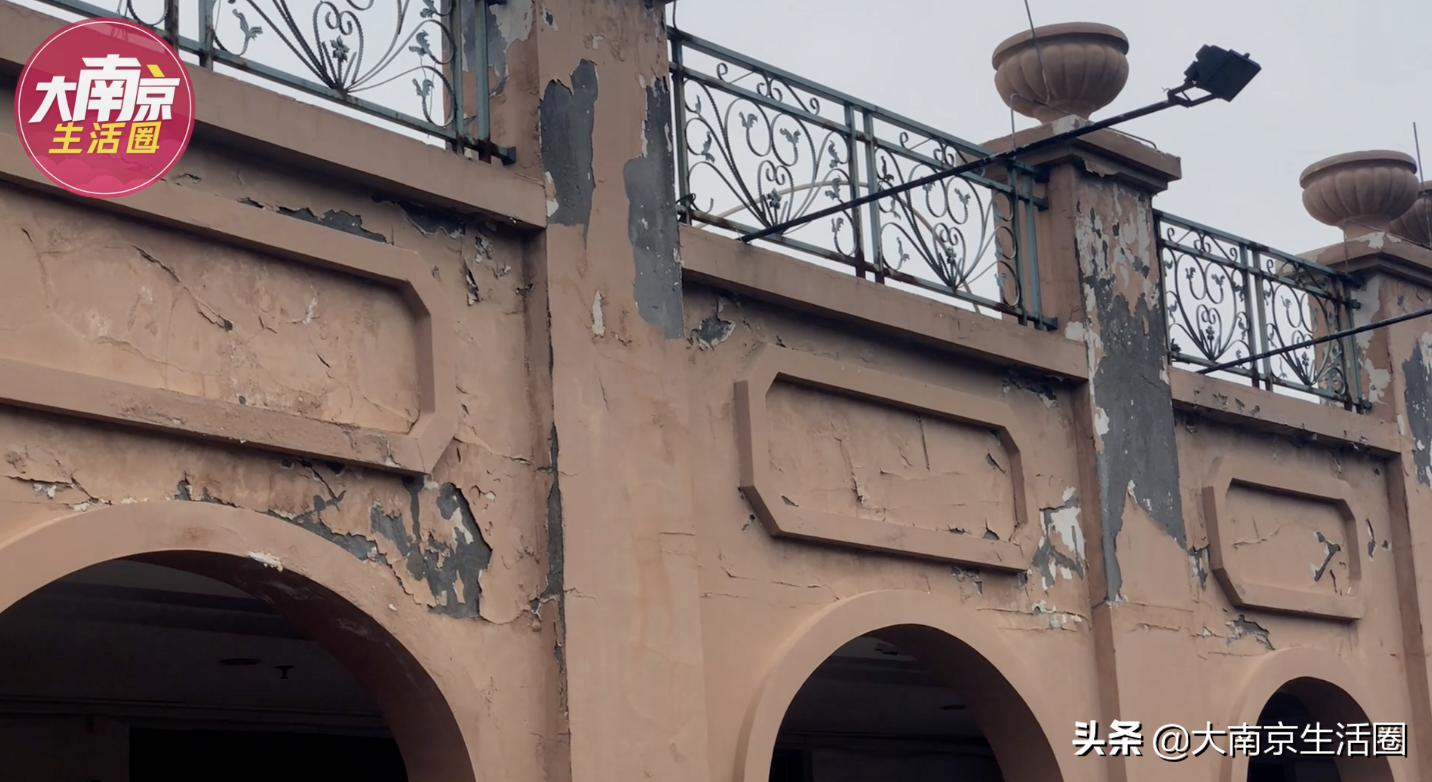 南京南站附近商场购物中心,南京南站旁边的商场