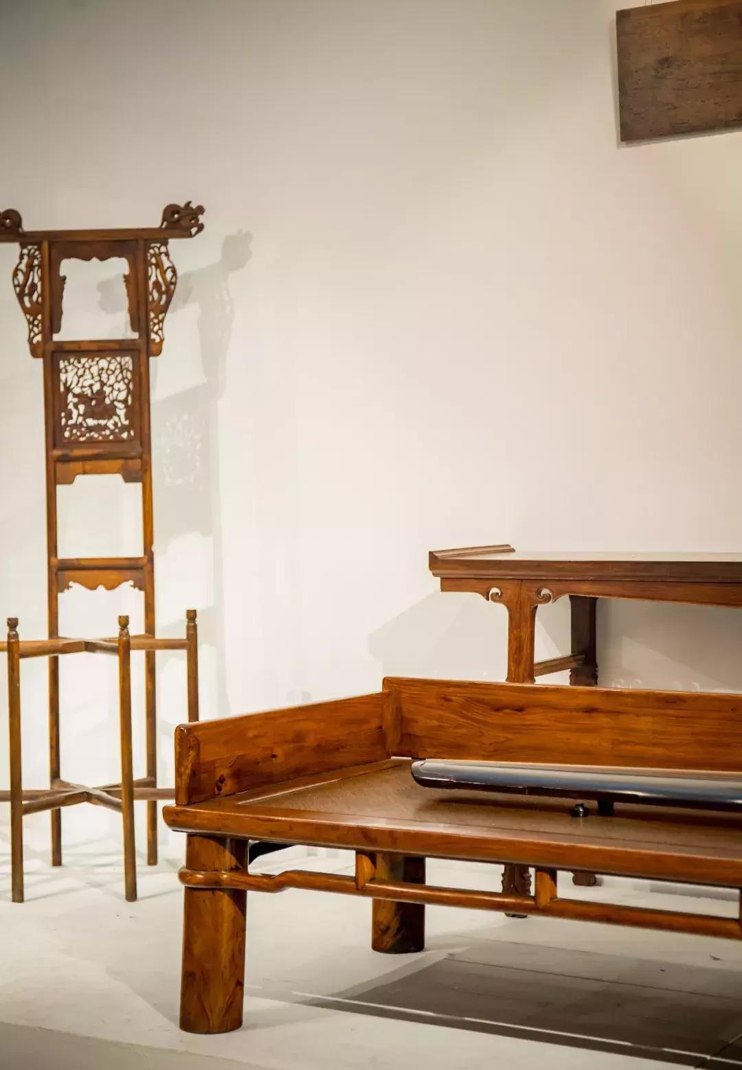 哪一种罗汉床最实用,适合在客厅罗汉床当卧具