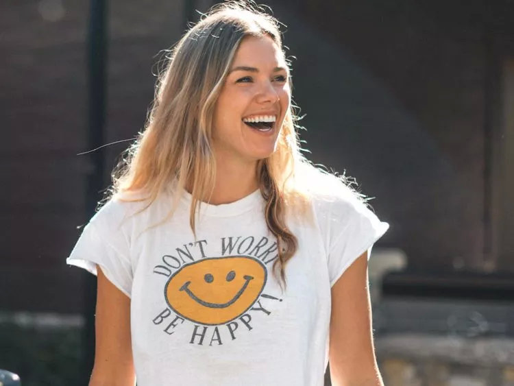 杩愬姩浼戦棽椋庢疆,浼戦棽鎴峰娼祦杩愬姩